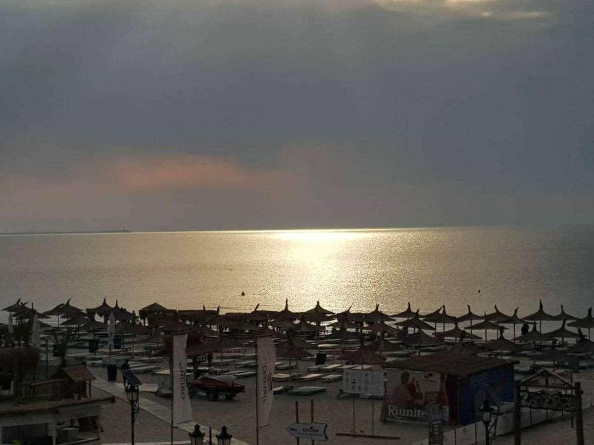 Ranya Apartments Alezzi Beach Resort Năvodari 외부 사진